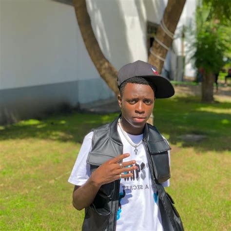 @OfficiaIDenzeI .